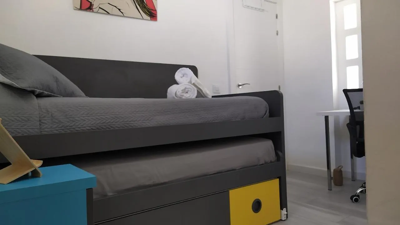 Apartamento Espectacular piso en la misma plaza del Mentidero. Cádiz