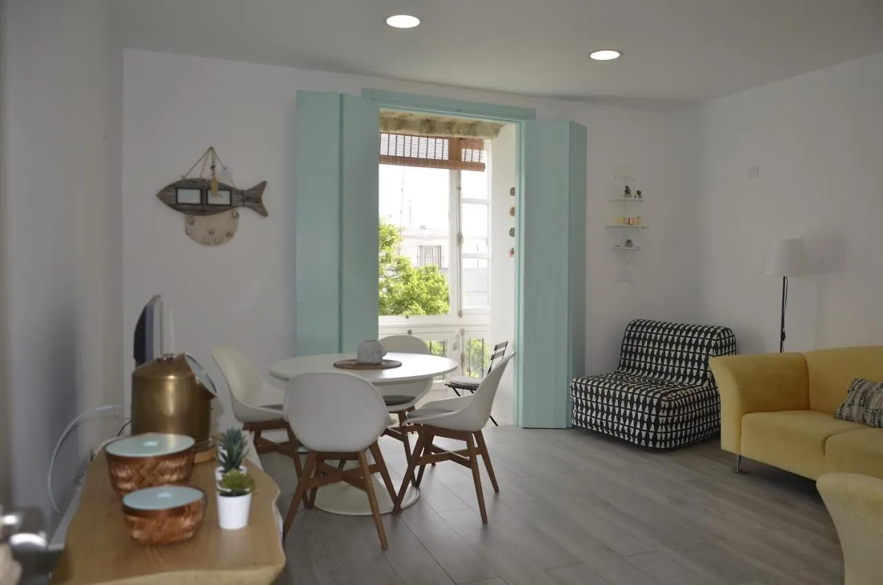 Apartamento Espectacular piso en la misma plaza del Mentidero. Cádiz